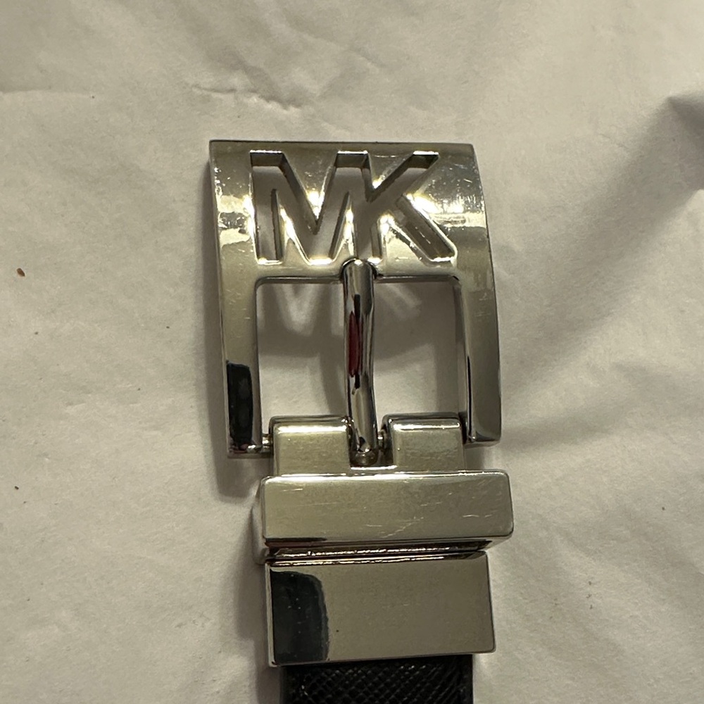 Michael Kors Black/metallic silver reversible Belt with MK Silver Buckle GUC-47”